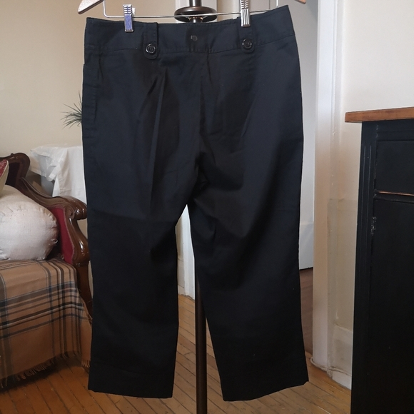 3/$20 Attyre New York black crop pants - Picture 5 of 9